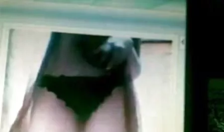W ГГГ com super gorąca sex filmy erotyczne za darmo kobieta dostaje jej twarz pokryta-