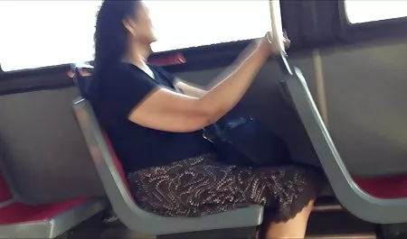 Obcy sex filmy za darmo mamuski w wielkim domu wie, jak rozgrzać