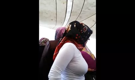 Palcem, aby gorąca dziewczyna darmowe sex filmy w hd ładna ładna